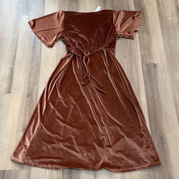 NWT Baltic Born Meghan Velvet Wrap Maxi Dress Spice Rust Brown Size XXXL or 3X - Picture 7 of 11